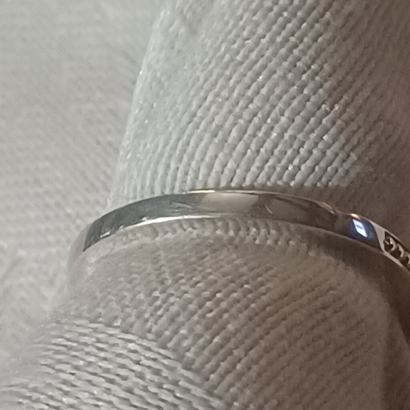 Lagos Newport Petite Two Tone Knot Diamond Ring, SS & 18k - Picture 4 of 11